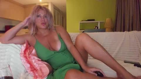 Minerva online show from 03.10.25