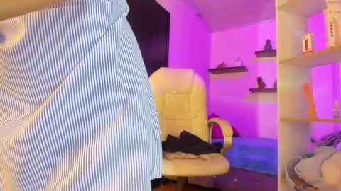 Snapshot of miniadelf chatting on 02.09.26 miniadelf online show from 02.09.26