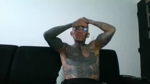 Snapshot of miniimgra chatting on 03.01.26 miniimgra online show from 03.01.26