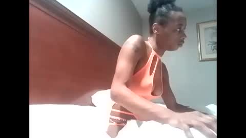 minniehunney online show from 01.24.25