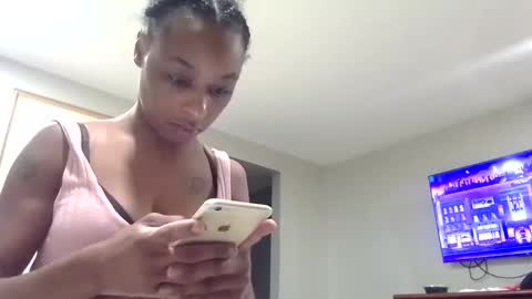 minniehunney online show from 10.06.25