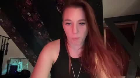 Snapshot of minnyminx chatting on 07.21.26 Minx online show from 07.21.26