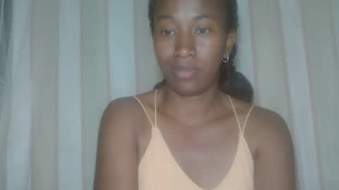 minouch211907 online show from 11.17.25