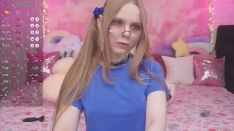 Vikki online show from 02.10.25