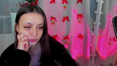 Snapshot of mipsymipson chatting on 12.04.24 NEXT STREAM NOVEMBER 27282930 online show from 12.04.24