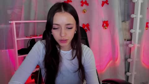 Snapshot of mipsymipson chatting on 12.21.24 NEXT STREAM NOVEMBER 27282930 online show from 12.21.24