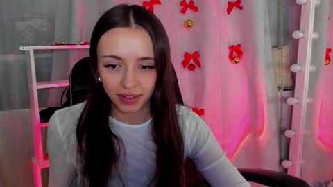 Snapshot of mipsymipson chatting on 12.21.24 NEXT STREAM NOVEMBER 27282930 online show from 12.21.24