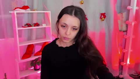 Snapshot of mipsymipson chatting on 12.23.24 NEXT STREAM NOVEMBER 27282930 online show from 12.23.24