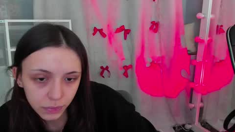 Snapshot of mipsymipson chatting on 01.14.25 NEXT STREAM NOVEMBER 27282930 online show from 01.14.25