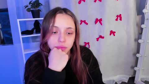 Snapshot of mipsymipson chatting on 01.28.25 NEXT STREAM NOVEMBER 27282930 online show from 01.28.25