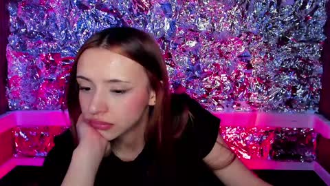 Snapshot of mipsymipson chatting on 02.07.25 NEXT STREAM NOVEMBER 27282930 online show from 02.07.25