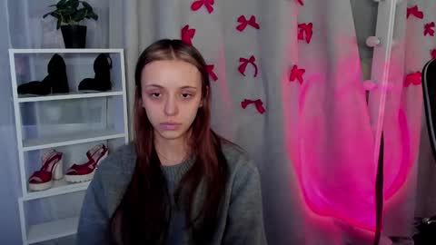 Snapshot of mipsymipson chatting on 02.09.25 NEXT STREAM NOVEMBER 27282930 online show from 02.09.25