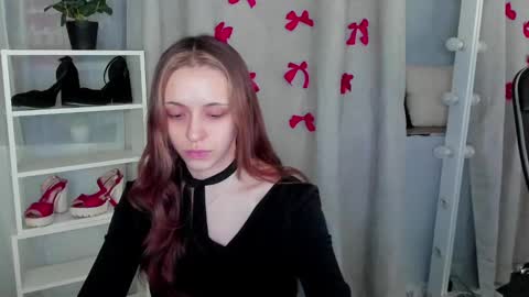 Snapshot of mipsymipson chatting on 02.11.25 NEXT STREAM NOVEMBER 27282930 online show from 02.11.25