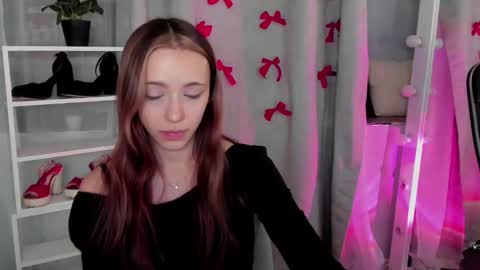 Snapshot of mipsymipson chatting on 02.11.25 NEXT STREAM NOVEMBER 27282930 online show from 02.11.25