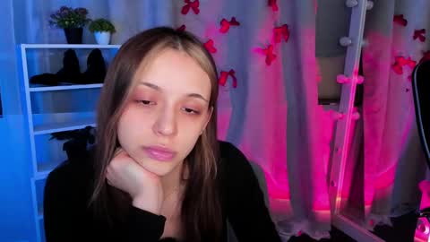 Snapshot of mipsymipson chatting on 03.06.25 NEXT STREAM NOVEMBER 27282930 online show from 03.06.25