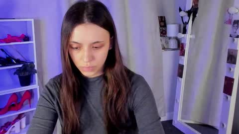 Snapshot of mipsymipson chatting on 09.25.25 NEXT STREAM NOVEMBER 27282930 online show from 09.25.25