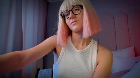 Mira online show from 04.13.26