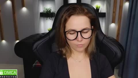 Mira online show from 12.21.24