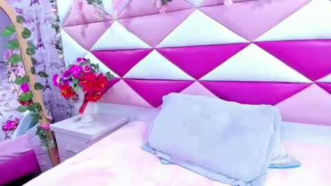 mirabella_miller online show from 09.11.25