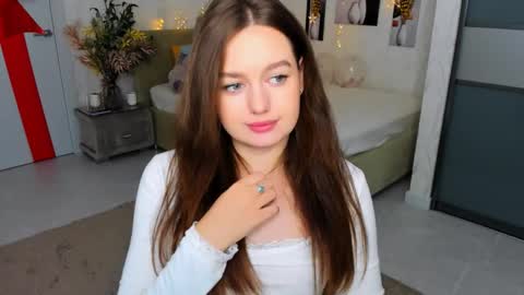 Emma online show from 02.13.25