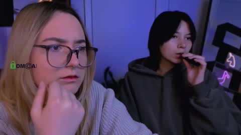 Snapshot of miraella chatting on 09.29.25 Mira online show from 09.29.25