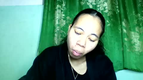 Snapshot of mirah881 chatting on 06.27.26 mirah881 online show from 06.27.26