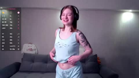 Snapshot of mirakissss chatting on 03.01.26 Mira online show from 03.01.26