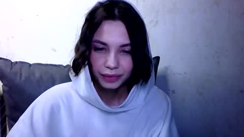 Snapshot of miralapics chatting on 03.29.26 MiraLaPics online show from 03.29.26