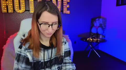 Snapshot of miralush chatting on 12.13.24 Mira online show from 12.13.24