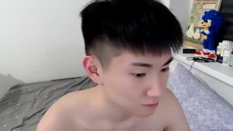 Snapshot of miram_yoo chatting on 05.17.26 online show from 05.17.26