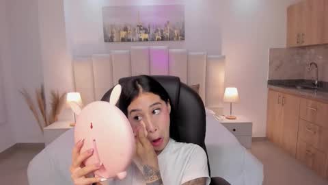 Snapshot of miranda_crawfor chatting on 10.22.25 miranda_crawfor online show from 10.22.25