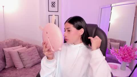 Snapshot of miranda_crawfor chatting on 11.06.25 miranda_crawfor online show from 11.06.25