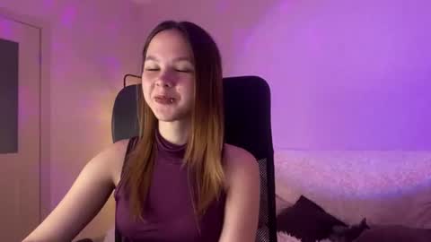 Snapshot of miranda_holms chatting on 07.26.26 miranda_holms online show from 07.26.26