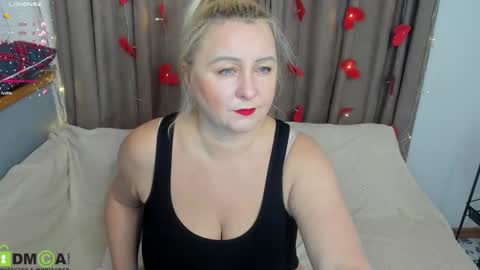 Snapshot of miranda_robinson chatting on 02.06.25 Miranda online show from 02.06.25