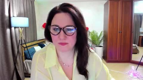 MirandaDyson online show from 02.20.26