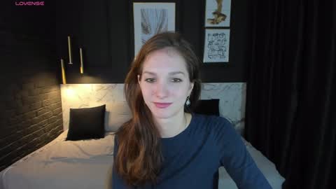 Snapshot of mirandaglow chatting on 01.28.25 Miranda online show from 01.28.25