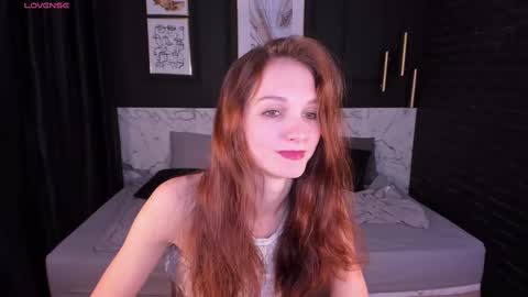 Snapshot of mirandaglow chatting on 02.21.25 Miranda online show from 02.21.25