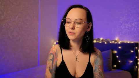 MiraSkyy online show from 05.03.26