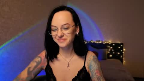 MiraSkyy online show from 05.18.26