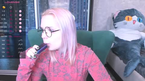 Kira online show from 01.12.25