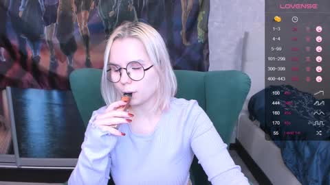 Kira online show from 02.07.25