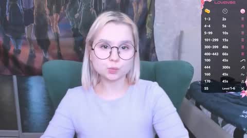 Kira online show from 02.09.25