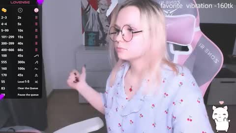 Kira online show from 09.21.25