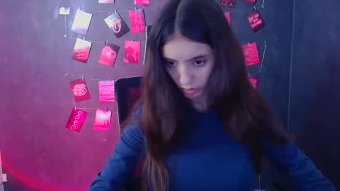 Snapshot of miri_miss chatting on 12.22.25 Miri online show from 12.22.25