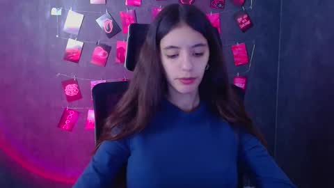 Snapshot of miri_miss chatting on 12.23.25 Miri online show from 12.23.25