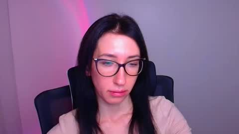 Mariam online show from 11.21.25