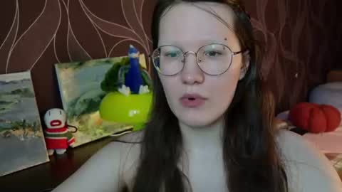 Snapshot of miriamor chatting on 07.07.26 Mira online show from 07.07.26