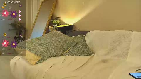 Snapshot of miriiamerotic chatting on 09.27.25 Miriam online show from 09.27.25