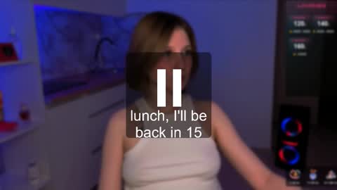 Snapshot of mirrameow chatting on 03.11.26 Mira online show from 03.11.26