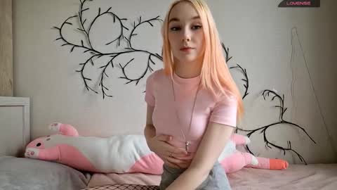 MisaMew online show from 02.27.26